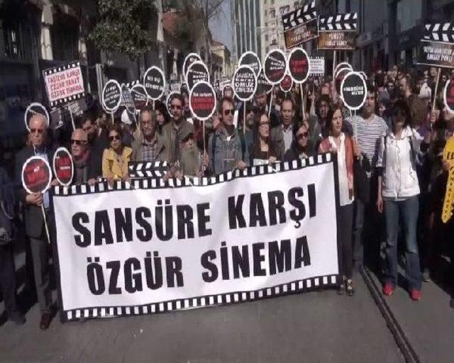 İstiklal Caddesi'nde Sinemacılardan 