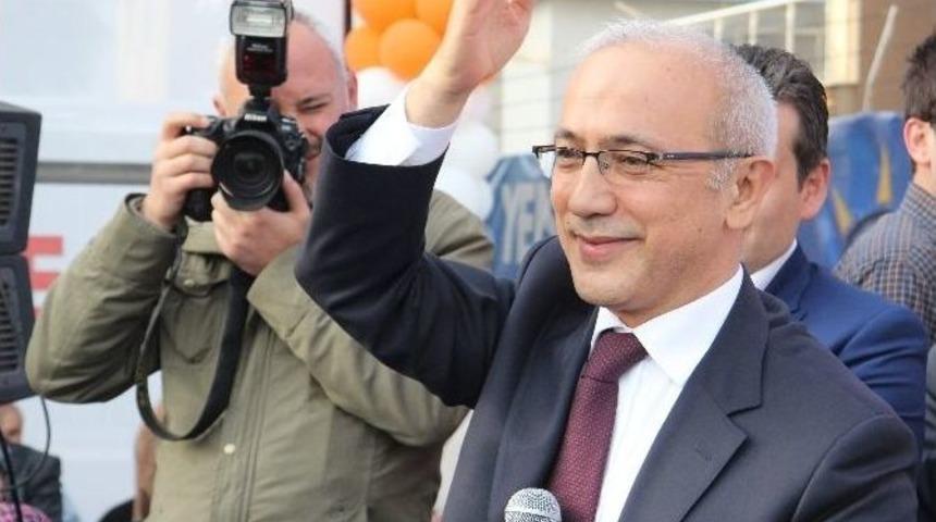 L&uuml;tfi Elvan: &ldquo;muhalefet Bol Keseden Atıyor&rdquo;