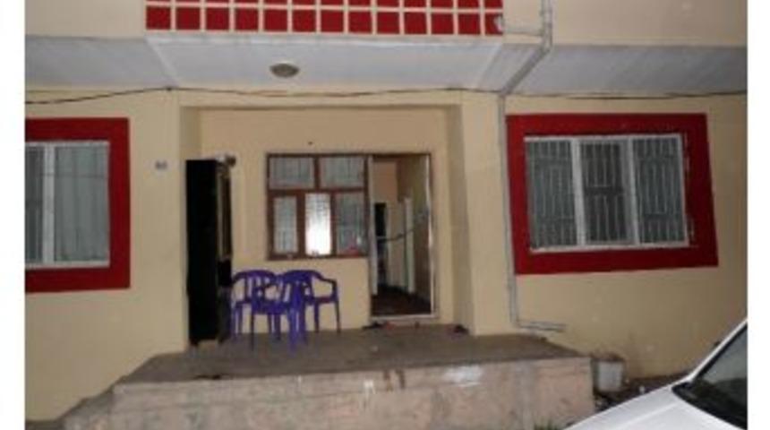 24 Yaşındaki Gen&ccedil; T&uuml;fekle İntihara Teşebb&uuml;s Etti