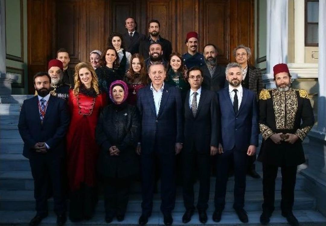 Cumhurbaşkanı Erdoğan Filinta&rsquo;da Y&ouml;netmen Koltuğuna Oturdu