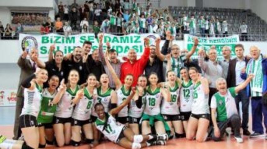 Salihli Belediyespor'da Haklı Gurur