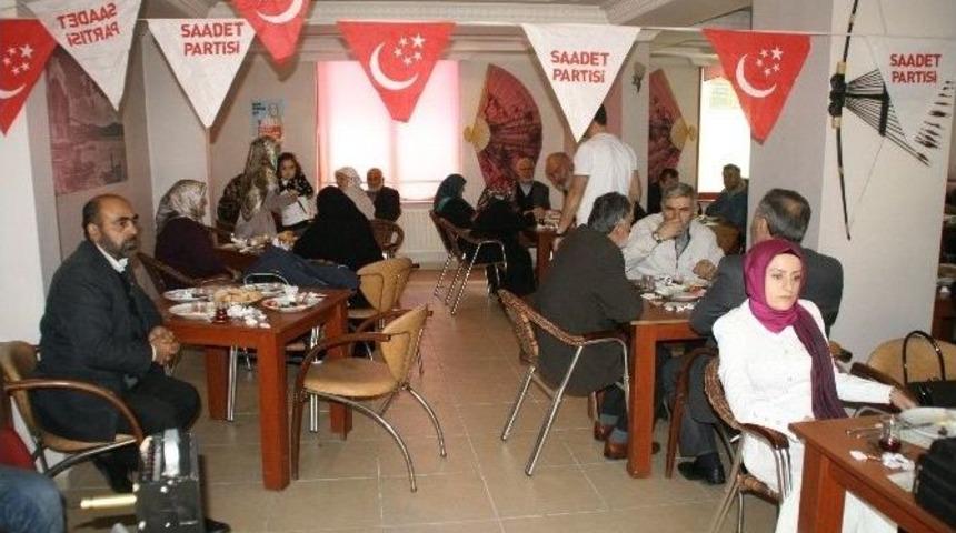Saadet Partisi Zonguldak Milletvekili Adaylarını Devrek&rsquo;te Tanıttı