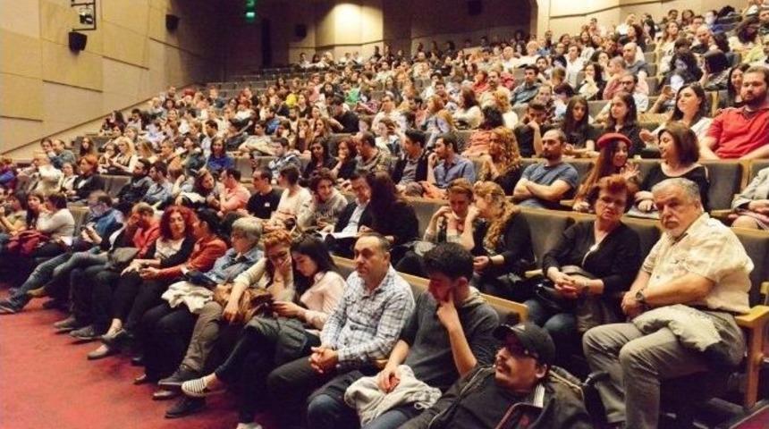 &rsquo;internette Tanışan Son &Ccedil;ift&rsquo; G&uuml;ld&uuml;rd&uuml;