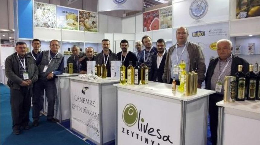 Balıkesir&rsquo;in Zeytinyağları İzmir&rsquo;de G&ouml;r&uuml;c&uuml;ye &Ccedil;ıktı