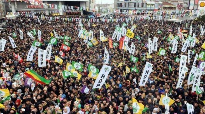 Fotoğraflar // Selahattin Demirtaş: Biz Nihai Olarak Silahların G&uuml;ndemden &Ccedil;ıkmasını Istiyoruz