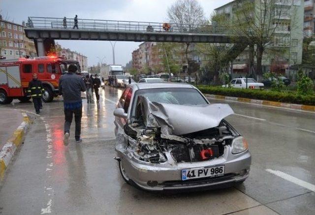 Yağmur Kazaya Neden Oldu