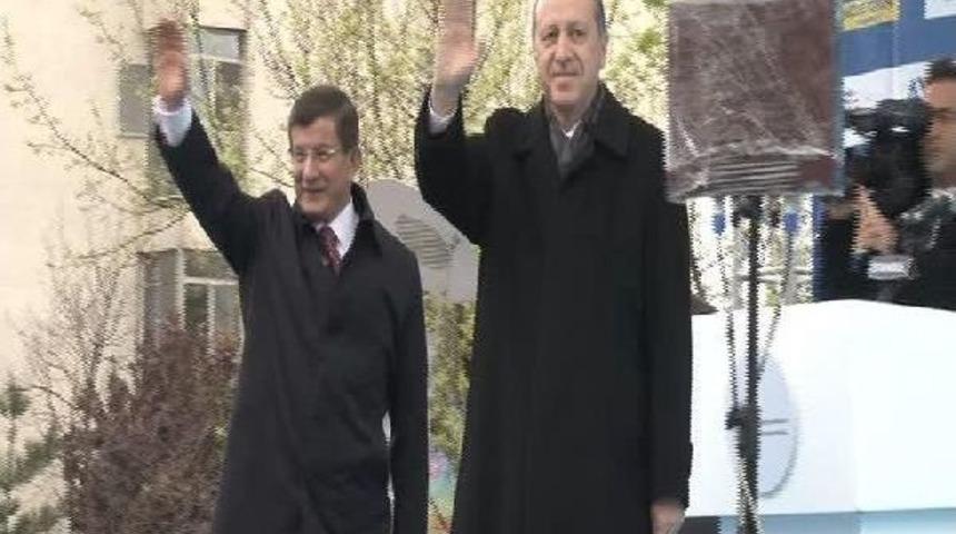 Levent-Hisar&uuml;st&uuml; Metro Hattı'nın Etiler Durağı A&ccedil;ıldı