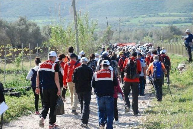 Doğa Ve Tarih Meraklıları Didim’de Tarihe Yürüdü