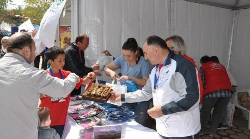 Orhangazi Belediyesi Standına Yoğun İlgi