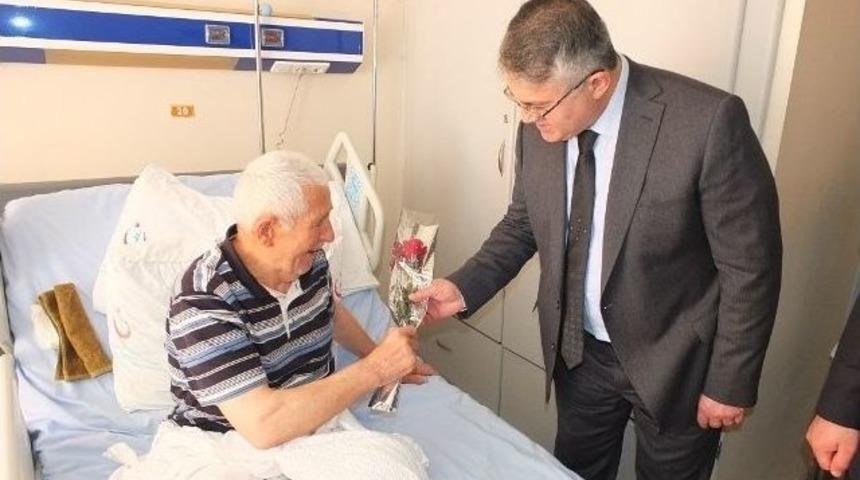 M&uuml;ft&uuml;den Hastalara Ziyaret