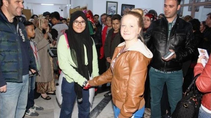 Endonezyalı &Ccedil;ocuklar Kocaeli&rsquo;ye Geldi