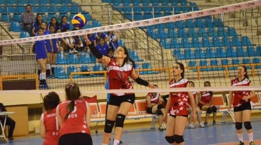 Yıldız Kızlar T&uuml;rkiye Grup Birinciliği Adana&rsquo;da Sona Erdi