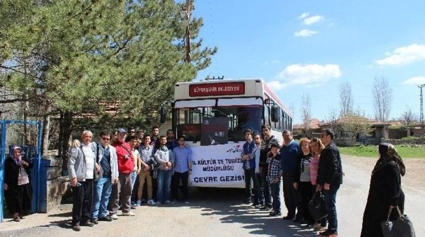 &Ouml;ğrenciler Turizm Haftasında Tarihi Mekanları Gezdi