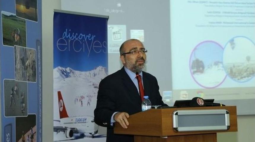 Erciyes &Uuml;niversitesi&rsquo;nde Turizm Paneli