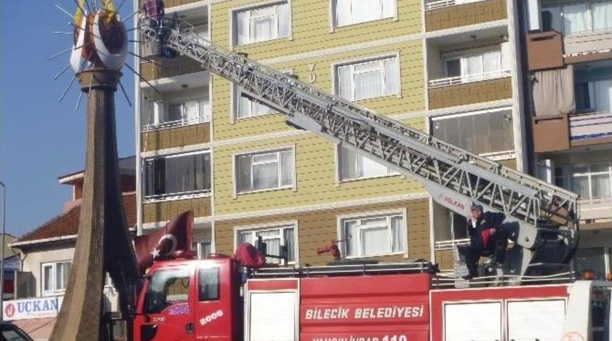 16 Türk Devletini Simgeleyen Anıtın Işıklandırılması Yenilendi