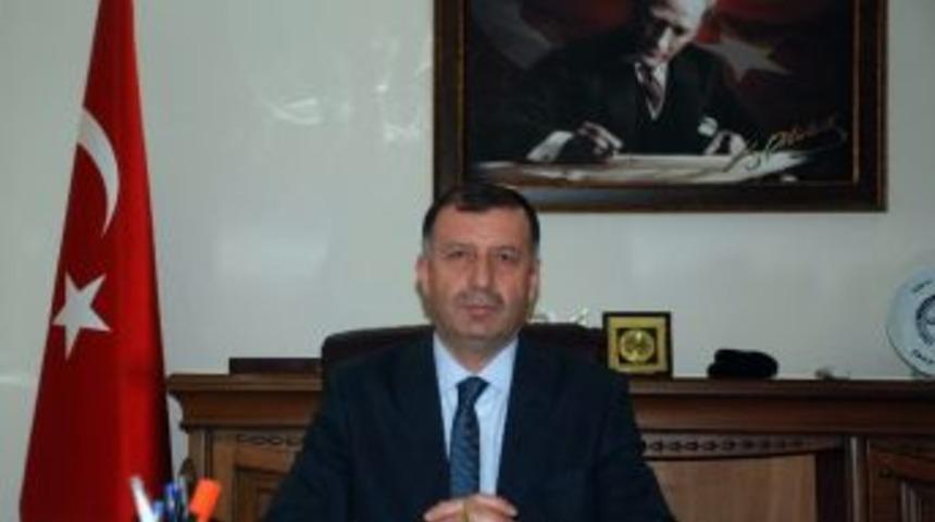 M&uuml;ft&uuml; Erdem&rsquo;den &ldquo;kur&rsquo;an-ı Kerimli Pasta Kesilmesi&rdquo; A&ccedil;ıklaması