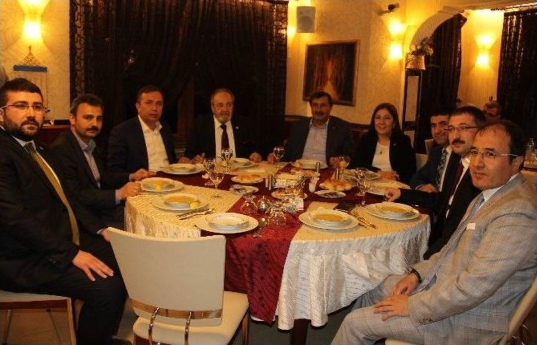 Ak Partili Aday Adaylarından Birlik Ve Beraberlik Vurgusu