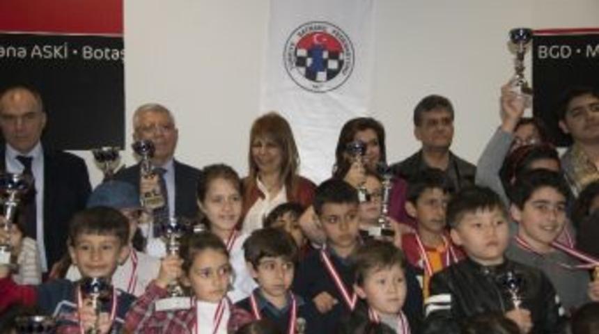 Yenişehir Belediyesi&rsquo;nden Satran&ccedil; Turnuvası
