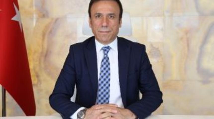 Gen&ccedil;&rsquo;ten &rsquo;&uuml;&ccedil; Aylar&rsquo; A&ccedil;ıklaması