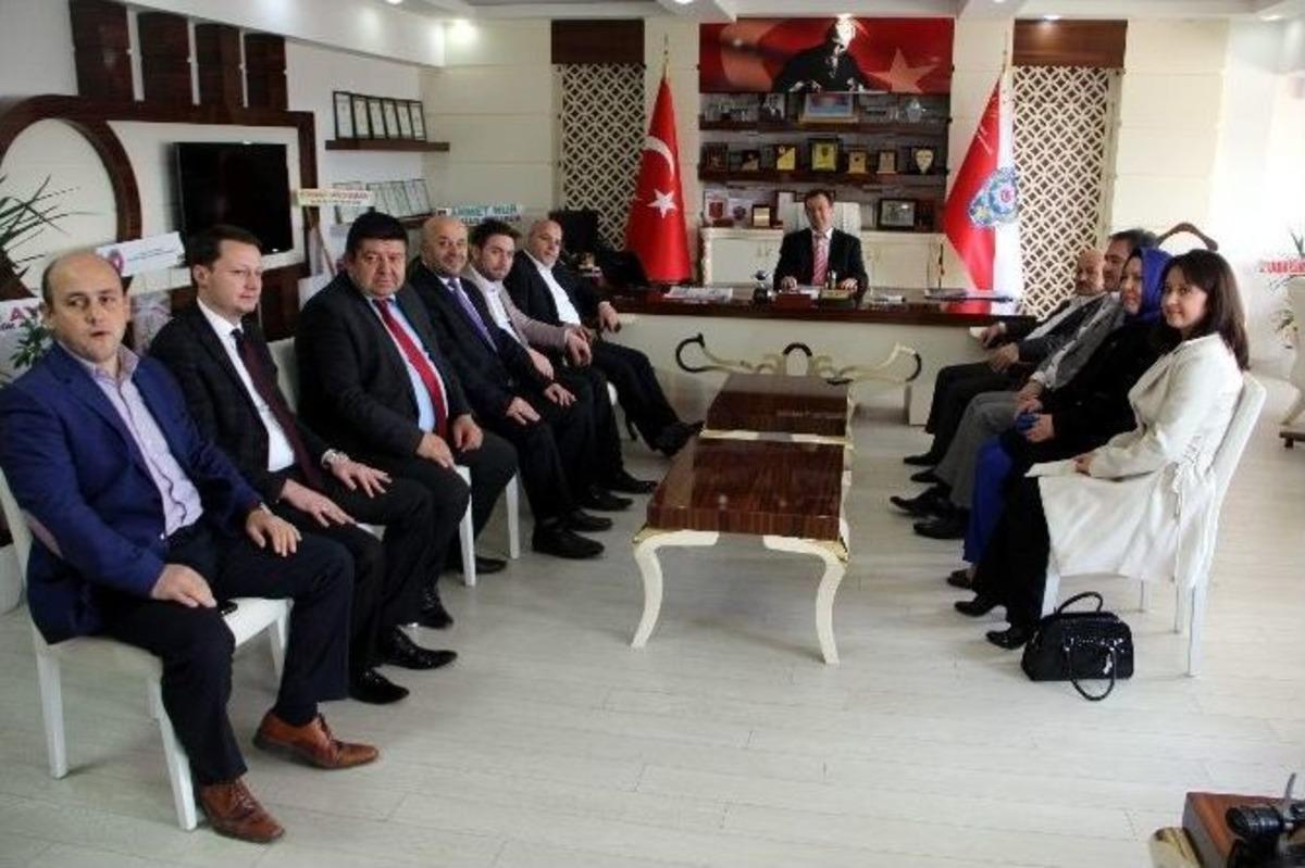 Ak Adaylar &Ccedil;alışmalarına Devam Ediyor