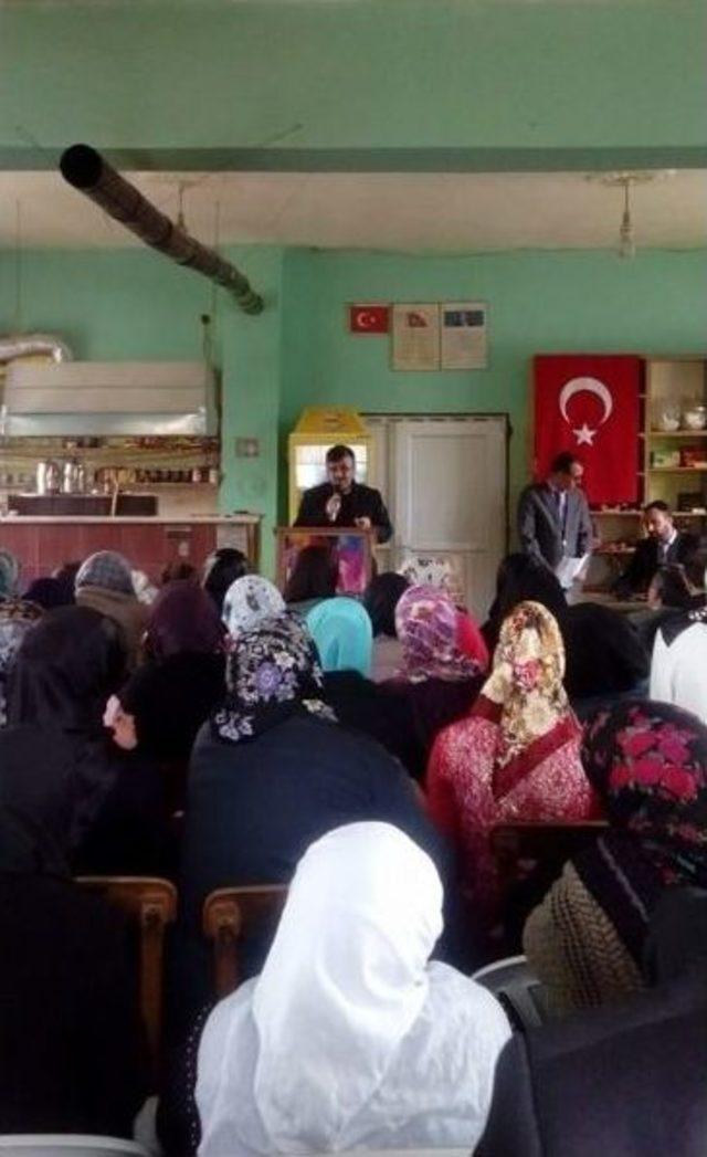 Kutlu Doğum Programı Yer Bulunamayınca K&ouml;y Kahvesinde Yapıldı 1