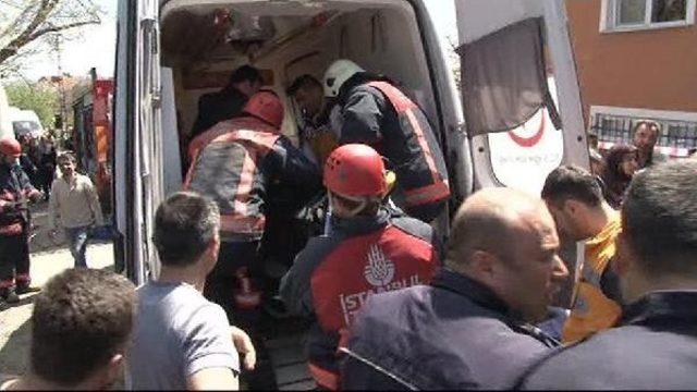 &Ouml;zel Halk Otob&uuml;s&uuml; Yol Kenarındaki Kadınları Ezdi;1 &Ouml;l&uuml; 1 Yaralı (2) 1