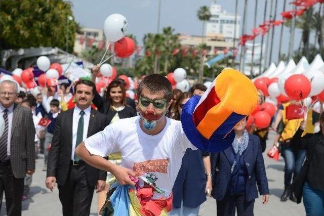 Mersin’de 1. Çocuk Kitapları Günleri Ve Çocuk Şenliği Başladı