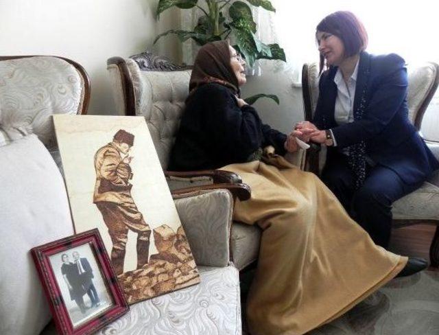 M&uuml;badele Ile Gelen Zehra Nine: Atat&uuml;rk Bana Okula Gidip Gitmediğimi Sordu 1