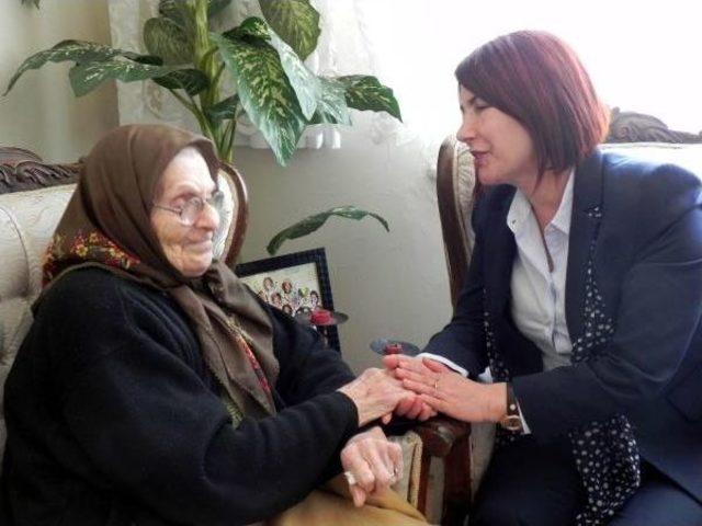 M&uuml;badele Ile Gelen Zehra Nine: Atat&uuml;rk Bana Okula Gidip Gitmediğimi Sordu 2