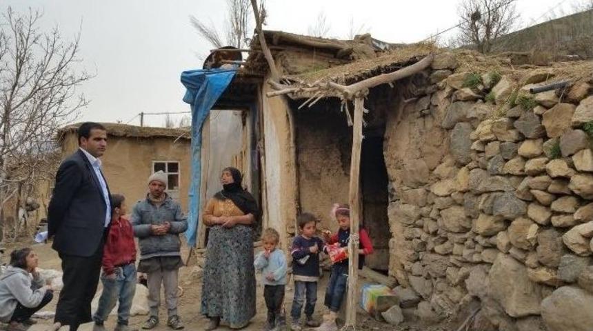 Asp M&uuml;d&uuml;rl&uuml;ğ&uuml;&rsquo;nden Dar Gelirli Ailelere Ziyaret