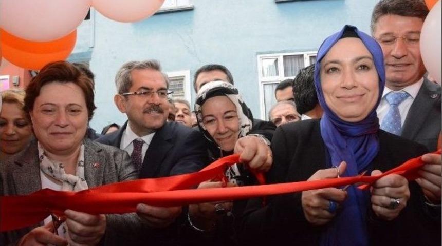 Ak Parti Pozantı İl&ccedil;e Başkanlığı Yeni Binasında