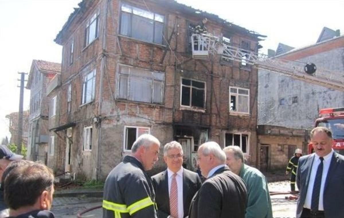 Kaymakam Pekmez K&ouml;ylerde İncelemelerine Devam Ediyor