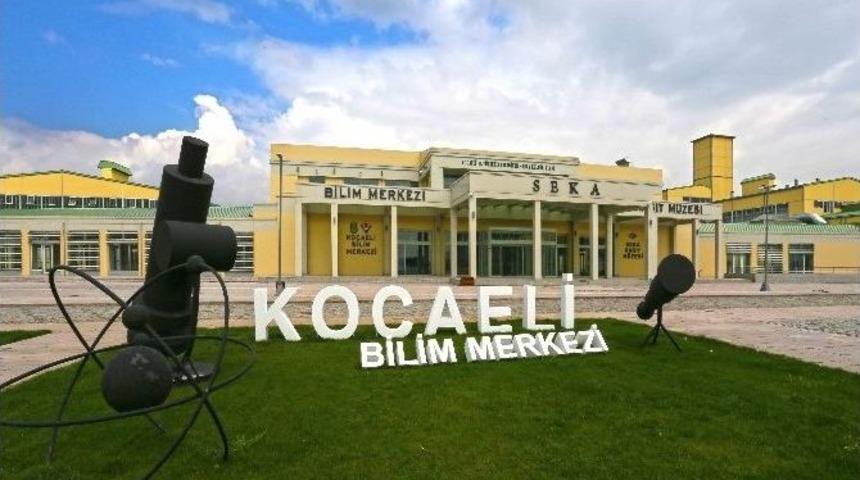 Bilim Merkezi Haftanın 6 G&uuml;n&uuml; A&ccedil;ık