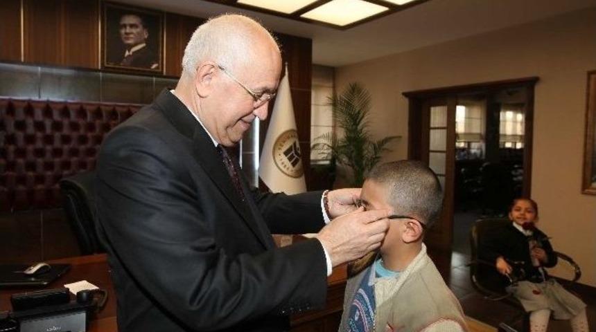 Yenimahalle&rsquo;de &Ouml;ğrenciler G&ouml;z Muayenesi Oldu