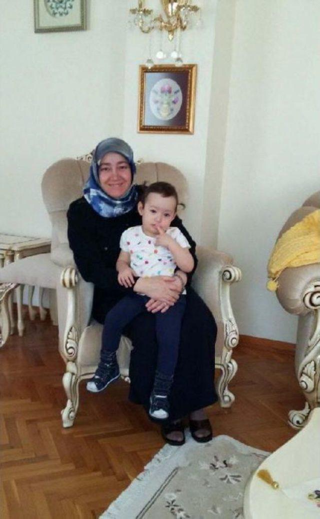 Konya ya Tayin Olan Polis &Ccedil;ift, D&ouml;rd&uuml;zleriyle Birlikte Vali Tuna yı Ziyaret Etti 2