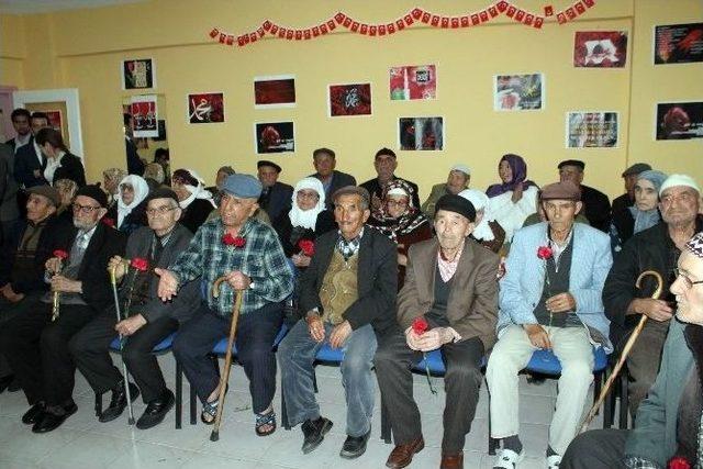 Ak Parti Afyonkarahisar İl Teşkilatından Emirdağ Huzurevine Ziyaret