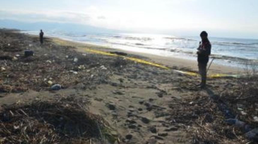 Deniz Kenarında Kadın Cesedi Bulundu