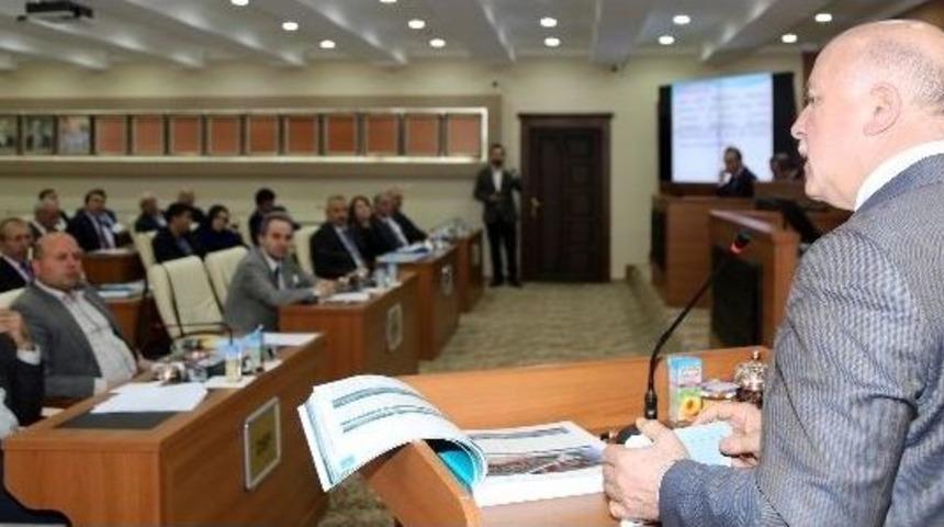 Başkan Sekmen," Erzurum&rsquo;da, 2014 Yılında Bir Kalkınma Hamlesi Başlattık"