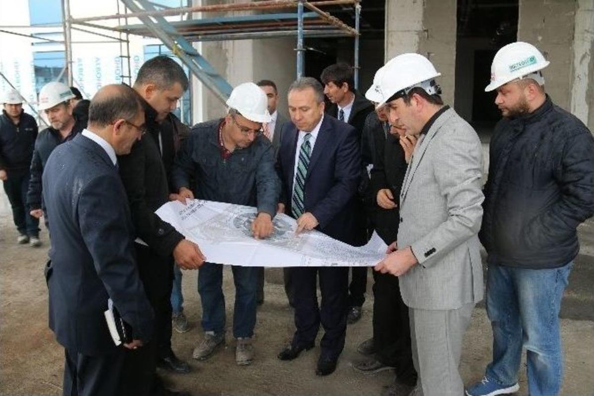 Vali Ali Fidan Bu Kez Hastane İnşaatını İnceledi