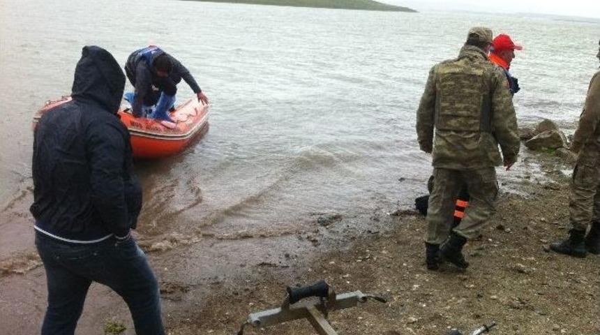 Baraj G&ouml;l&uuml;nde Mahsur Kaldılar