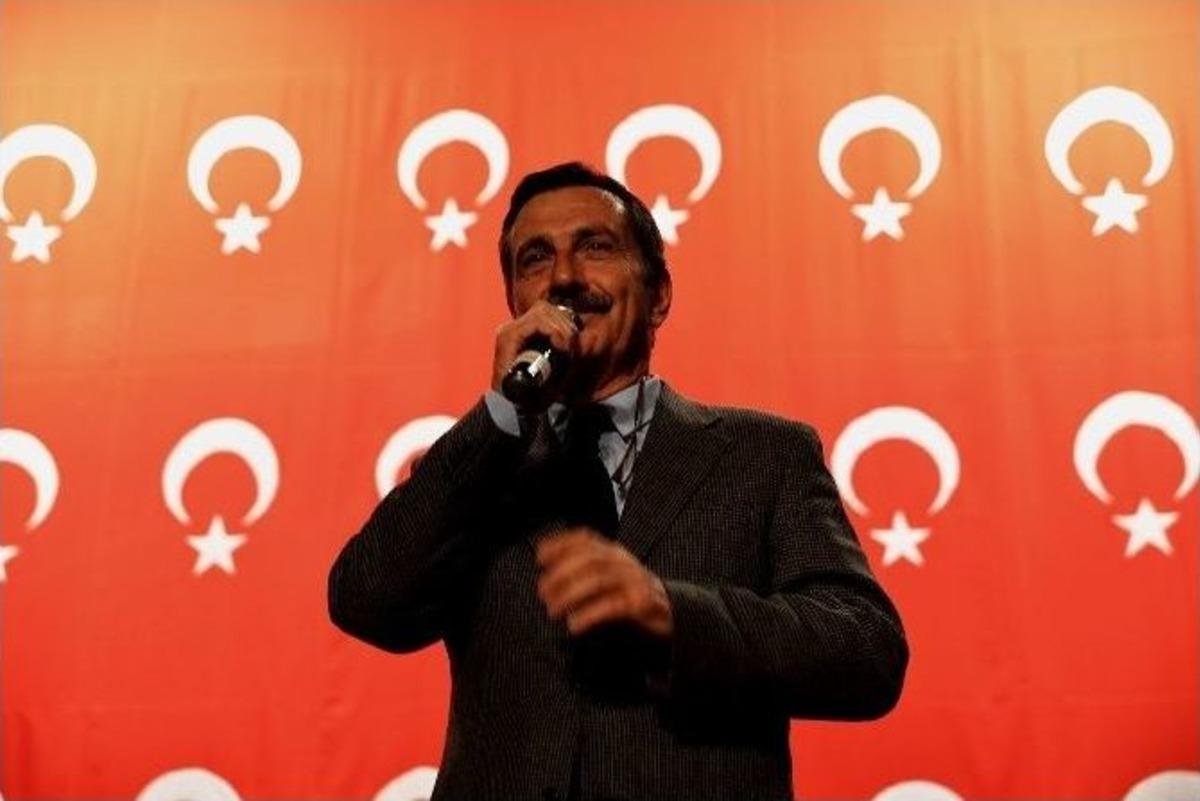 Kadınlar En G&uuml;zel Bayrağı Dikmek İ&ccedil;in Yarıştı