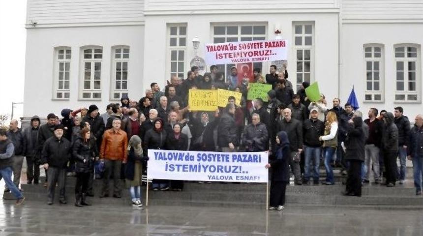 Yalovalı Pazarcılardan Sosyete Pazarı &Ouml;fkesi
