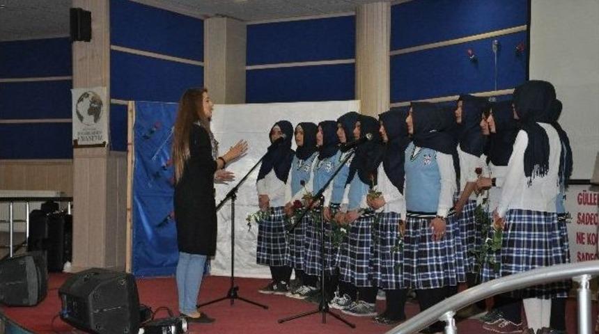 Anadolu İmam Hatip Lisesi&rsquo;nden Kutlu Doğum Programı