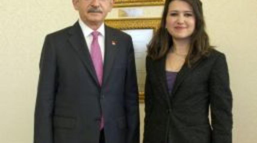 Avrupalı Gen&ccedil; Sosyalistler Başkan Yardımcılığına Se&ccedil;ilen G&ouml;k&ccedil;en&rsquo;den Kılı&ccedil;daroğlu&rsquo;na Ziyaret