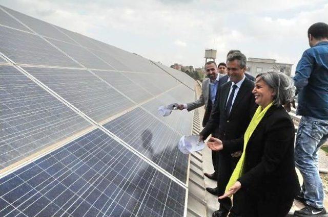 Diyarbakır Büyükşehir Belediyesi, Güneş Enerjisiyle Elektrik Üretmeye Başladı