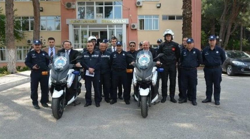 Yunusemre Zabıtası Motorize Ekibi G&ouml;rev Başında