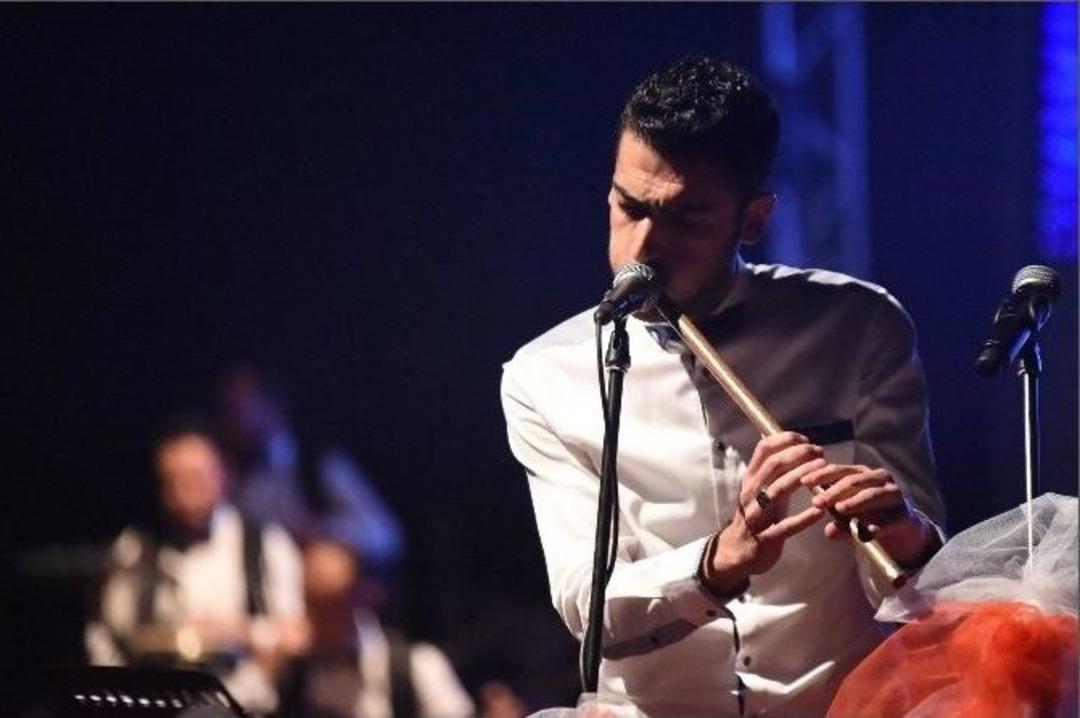 Uşak&rsquo;ta Herkes Sustu, T&uuml;rk&uuml;ler Zurna Eşliğinde Konuştu