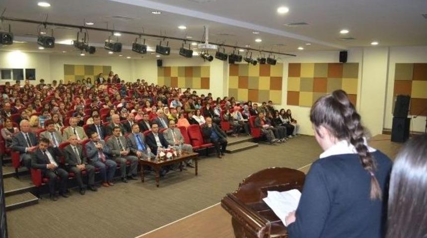 Kula&rsquo;da &Ouml;ğrencilerden Kutlu Doğum Programı