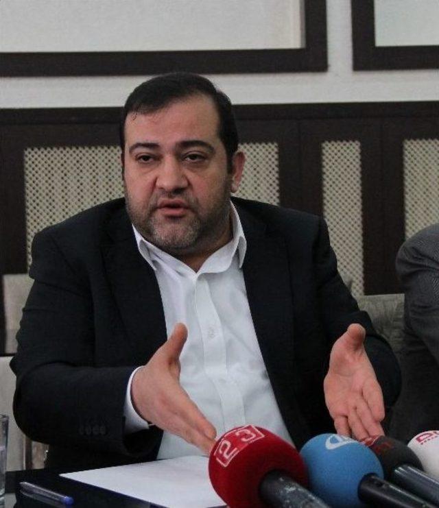 &Ouml;zt&uuml;rk: "bayram Bektaş İle 6 Haftalık S&ouml;zleşme İmzaladık" 1