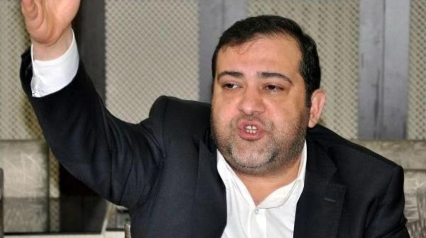Elazığspor'da &Ouml;zat'tan Sonra 3 Futbolcu Daha Ayrıldı